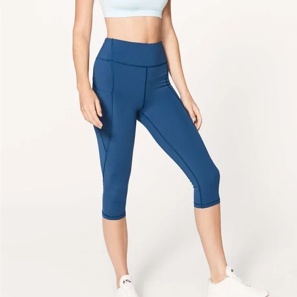 Lululemon Break Free Crop
Night Tide - Picture 6 of 10